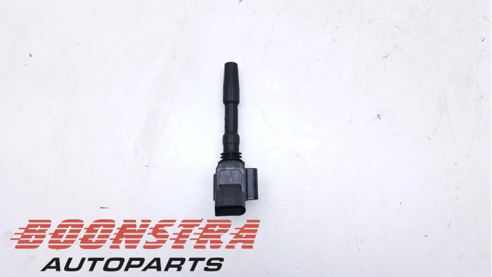 Usagé Bobine Audi A4 Avant (B9) 2.0 40 T MHEV 16V Prix € 24,95 Règlement à la marge proposé par Boonstra Autoparts