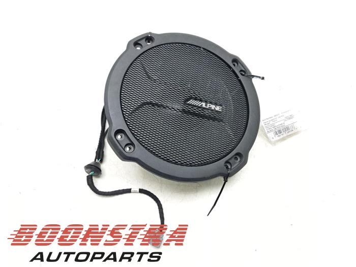 Używane Glosnik Jeep Wrangler (JL) 2.0 T 16V Cena € 99,95 Procedura marży oferowane przez Boonstra Autoparts