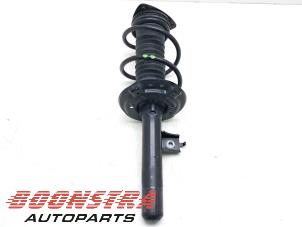Gebrauchte Stoßdämpferstrebe rechts vorne Nissan Qashqai (J12) 1.3 DIG-T MHEV 16V Preis € 149,95 Margenregelung angeboten von Boonstra Autoparts