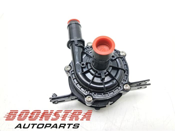 Begagnade Extra vattenpump Ford Mustang Mach-E Pris € 93,95 Marginaltabell erbjuds av Boonstra Autoparts