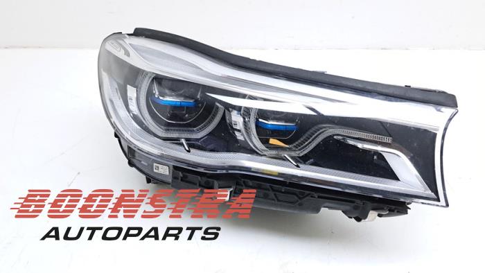 Używane Reflektor prawy BMW 7 serie (G11/12) 740e,Le xDrive Cena € 1.499,95 Procedura marży oferowane przez Boonstra Autoparts