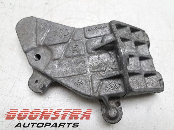 Used Engine mount Renault Zoé (AG) R135 Price € 29,95 Margin scheme offered by Boonstra Autoparts