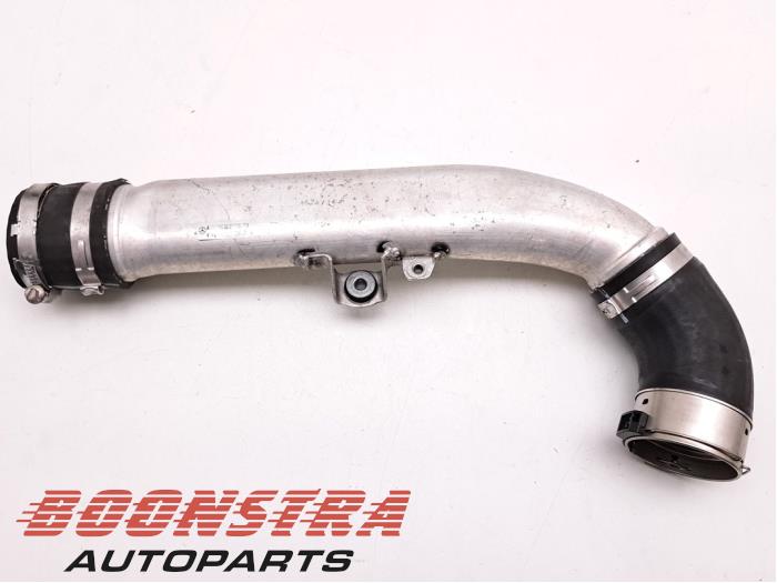 Usagé Tube intercooler Mercedes C (W205) C-220 2.2 CDI BlueTEC, C-220 d 16V Prix € 93,95 Règlement à la marge proposé par Boonstra Autoparts