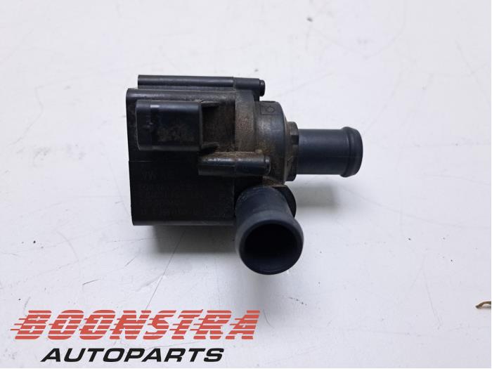 Begagnade Extra vattenpump Volkswagen Crafter (SY) 2.0 TDI FWD Pris € 30,19 Inklusive moms erbjuds av Boonstra Autoparts