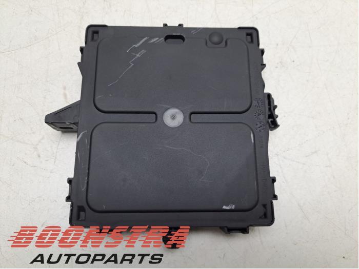 Used Body control computer Renault Clio V (RJAB) 1.0 TCe 100 12V Price € 76,95 Margin scheme offered by Boonstra Autoparts