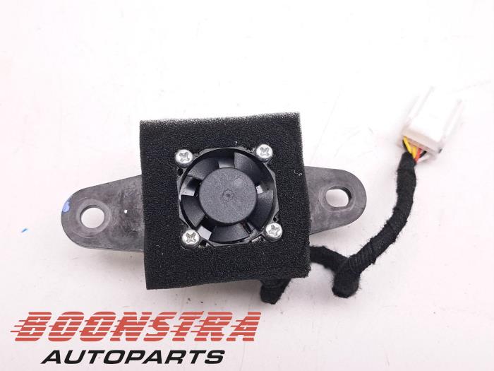Begagnade Diverse XPENG P5 P5 Pris € 29,95 Marginaltabell erbjuds av Boonstra Autoparts