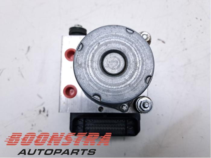 Usagé Pompe ABS Peugeot 5008 II (M4/MC/MJ/MR) 1.5 BlueHDi 130 Prix € 144,95 Règlement à la marge proposé par Boonstra Autoparts
