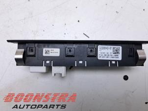 PDC-panel från en BMW 5 serie (F10) 535d xDrive 24V 2015