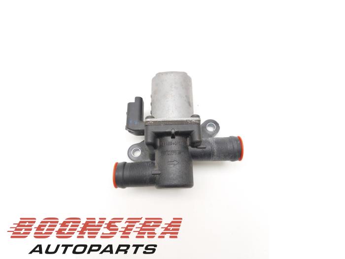 Begagnade Extra vattenpump Renault Kangoo Express (RFK) 1.5 Blue dCi 95 Pris € 53,18 Inklusive moms erbjuds av Boonstra Autoparts