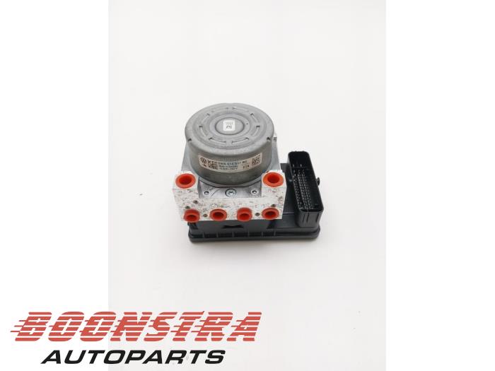 Begagnade ABS-pump Seat Leon (KLB) 1.5 TSI 16V Pris € 144,95 Marginaltabell erbjuds av Boonstra Autoparts