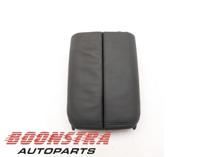 Gebrauchte Armlehne BMW XM (09) 3.0 PHEV 50e 30 kWh Preis € 138,95 Margenregelung angeboten von Boonstra Autoparts