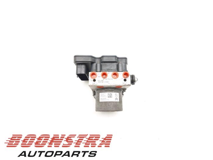 Begagnade ABS-pump Peugeot Expert (V1/VA/VB/VE/VF/VT/VY) 1.6 Blue HDi 95 16V Pris € 272,19 Inklusive moms erbjuds av Boonstra Autoparts