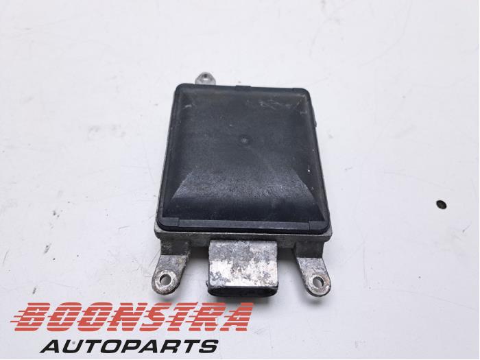 Begagnade Radarsensor Porsche Cayenne II (92A) 4.8 V8 32V Turbo Pris € 74,95 Marginaltabell erbjuds av Boonstra Autoparts
