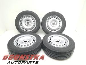 Usagé Kit jantes + pneumatiques Mercedes Citan (415.6) 1.5 109 CDI Prix € 241,94 Prix TTC proposé par Boonstra Autoparts