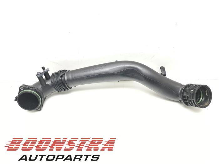 Usagé Tube intercooler BMW XM (09) 3.0 PHEV 50e 30 kWh Prix € 119,95 Règlement à la marge proposé par Boonstra Autoparts