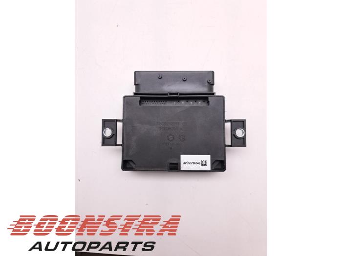 Używane Modul hamulca postojowego Volvo V60 I (FW/GW) 2.0 D4 16V Cena € 30,19 Z VAT oferowane przez Boonstra Autoparts