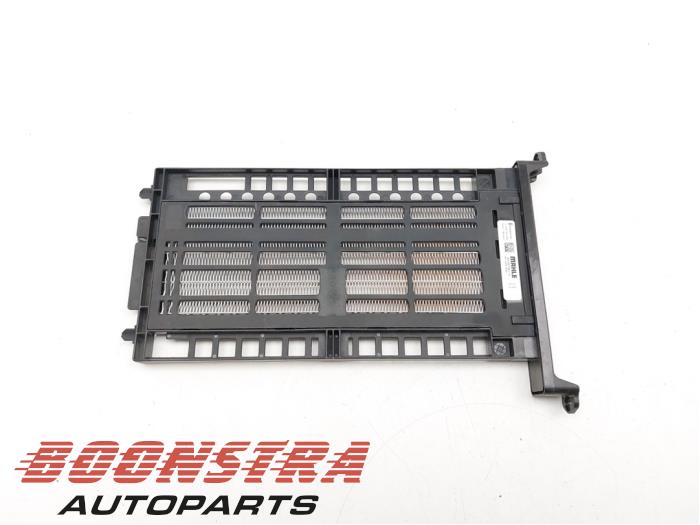 Używane Element grzewczy Audi e-tron (GEN) 55 quattro Cena € 74,95 Procedura marży oferowane przez Boonstra Autoparts