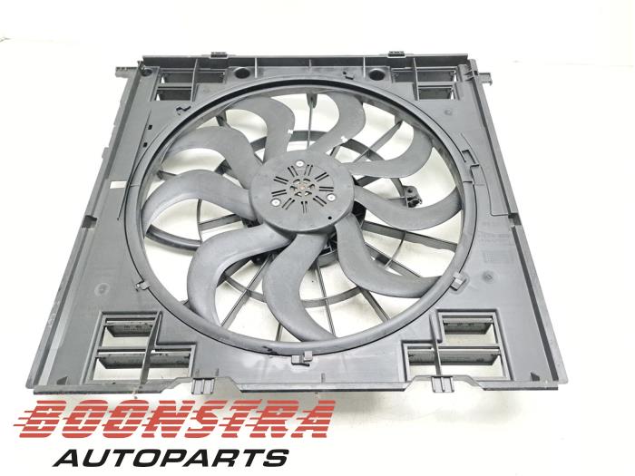 Używane Wentylator BMW iX3 80 kWh Cena € 349,95 Procedura marży oferowane przez Boonstra Autoparts