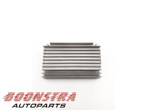 Usagé Amplificateur radio BMW 1 serie (F21) 114i 1.6 16V Prix € 69,95 Règlement à la marge proposé par Boonstra Autoparts