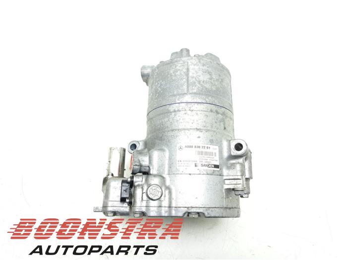 Usagé Pompe clim Mercedes CLA (118.3) 1.3 CLA-250 e Turbo 16V Prix € 310,00 Règlement à la marge proposé par Boonstra Autoparts