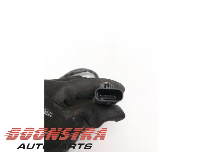 Sonde lambda d'un BMW 3 serie Touring (G21) 320d 2.0 TwinPower Turbo 16V Mild Hybrid 2020