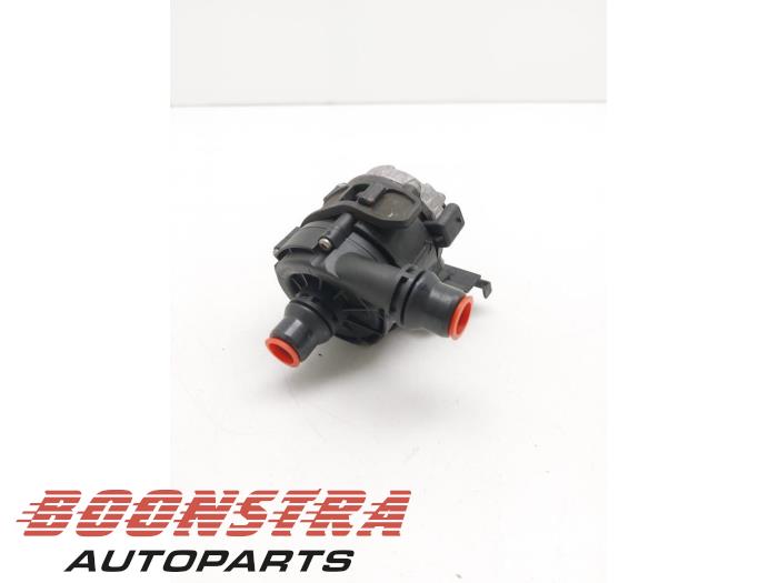 Begagnade Extra vattenpump BMW 7 serie (G11/12) 740e,Le xDrive Pris € 58,95 Marginaltabell erbjuds av Boonstra Autoparts