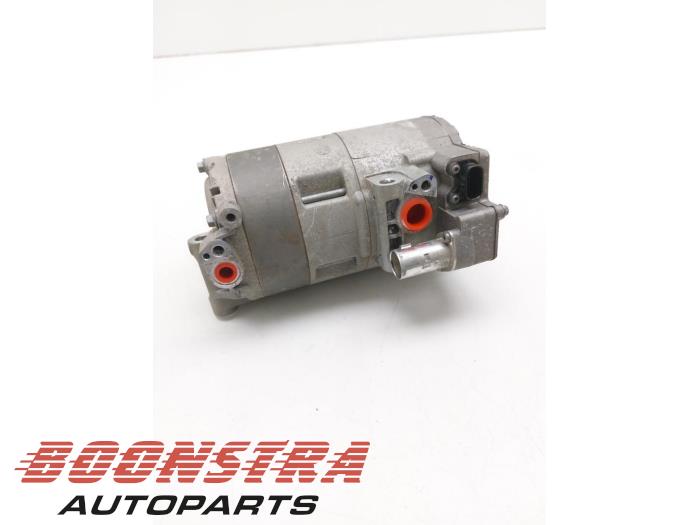 Usagé Compresseur de clim BMW 7 serie (G11/12) 740e,Le xDrive Prix € 524,95 Règlement à la marge proposé par Boonstra Autoparts