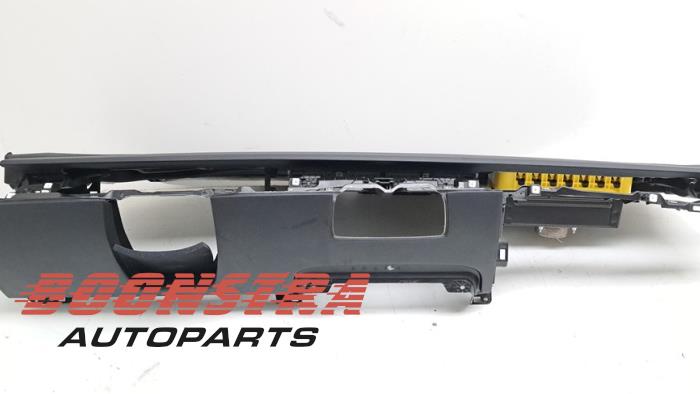 Usados Salpicadero Tesla Model 3 Long Range AWD 75 kWh Precio € 1.088,94 IVA incluido ofrecido por Boonstra Autoparts