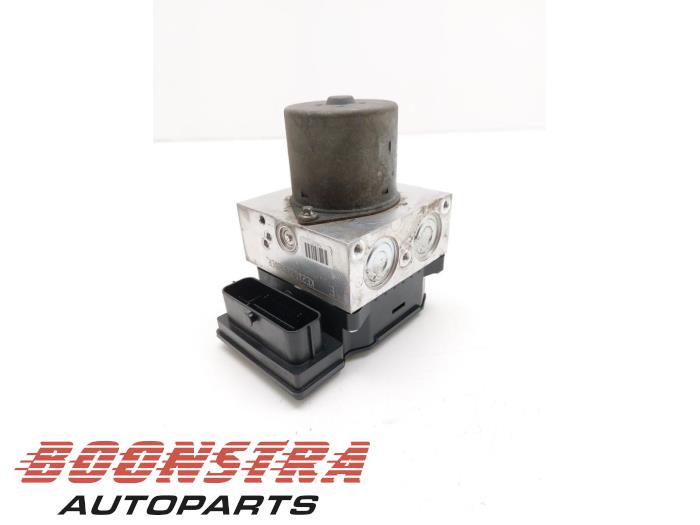 Begagnade ABS-pump Volkswagen Passat Alltrack (365) Pris € 108,84 Inklusive moms erbjuds av Boonstra Autoparts