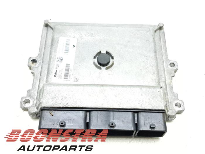 Used Engine management computer Renault Clio IV (5R) 0.9 Energy TCE 90 12V Price € 148,95 Margin scheme offered by Boonstra Autoparts