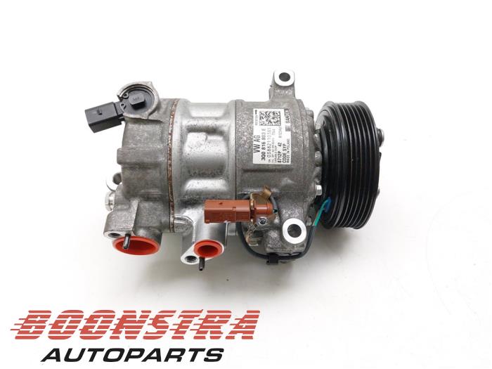 Usagé Pompe clim Skoda Fabia IV (PJ3) 1.0 TSI 12V Prix € 129,95 Règlement à la marge proposé par Boonstra Autoparts