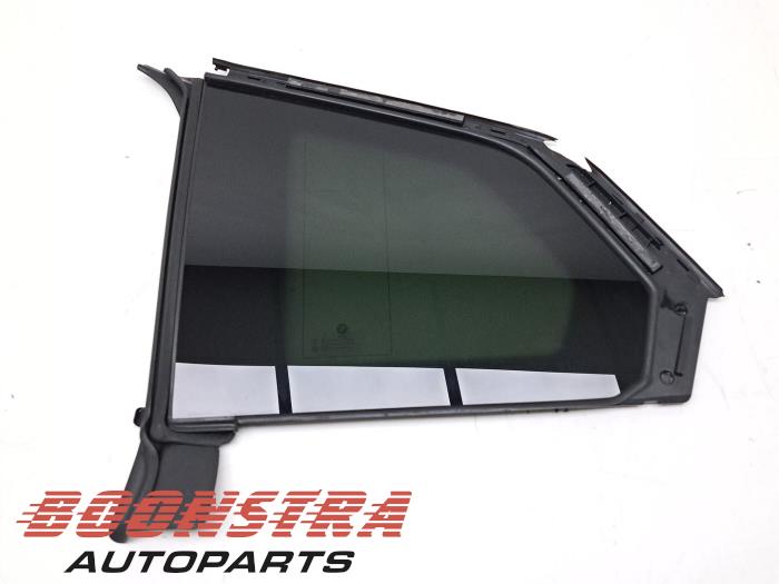 Usados Ventanilla triangular izquierda detrás BMW iX (I20) xDrive40 77 kWh Precio € 104,95 Norma de margen ofrecido por Boonstra Autoparts