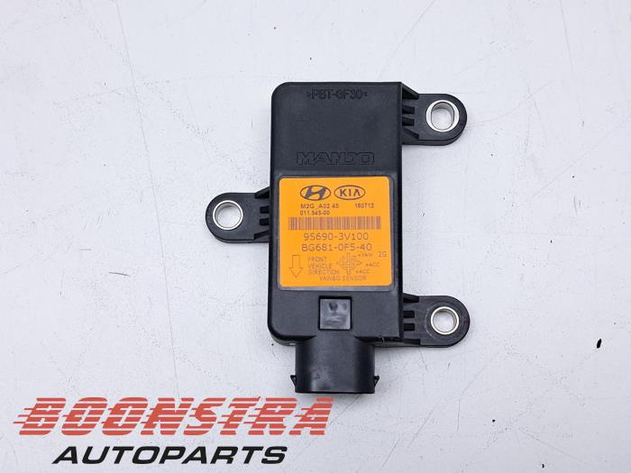Begagnade Hastighetssensor Hyundai i40 (VFA) 1.7 CRDi 16V Pris € 49,95 Marginaltabell erbjuds av Boonstra Autoparts