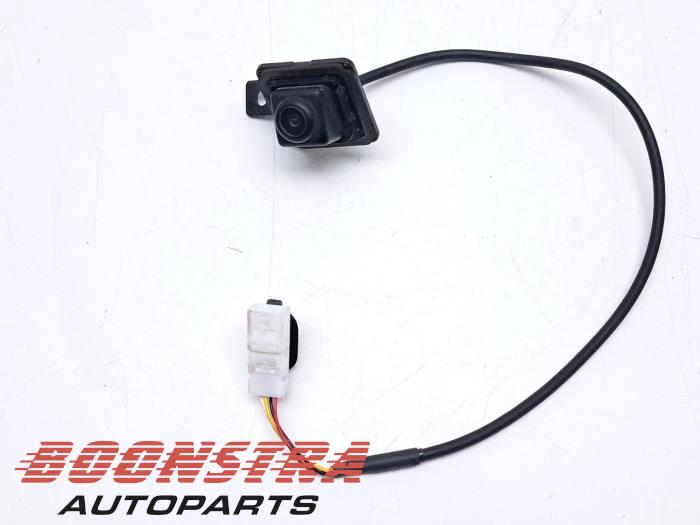 Używane Kamera cofania Renault Captur I (2R) 0.9 Energy TCE 12V Cena € 42,95 Procedura marży oferowane przez Boonstra Autoparts