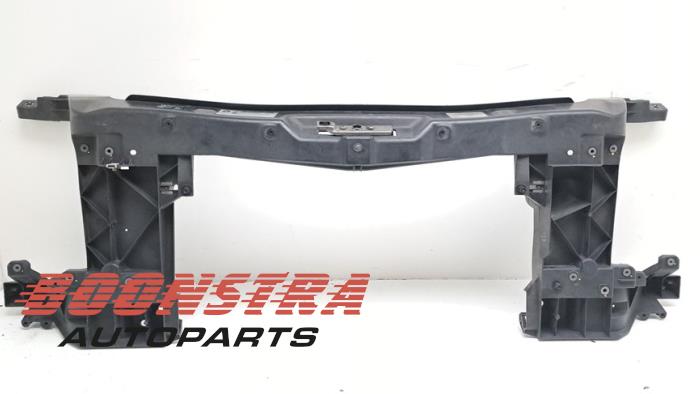 Begagnade Front Volkswagen Crafter 2.0 TDI 16V Pris € 241,94 Inklusive moms erbjuds av Boonstra Autoparts