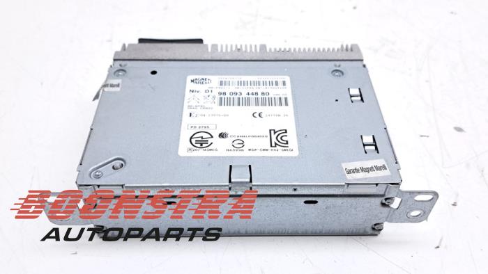 Używane Modul radiowy Citroen C4 Picasso (3D/3E) 1.6 e-HDi 115 Cena € 344,95 Procedura marży oferowane przez Boonstra Autoparts