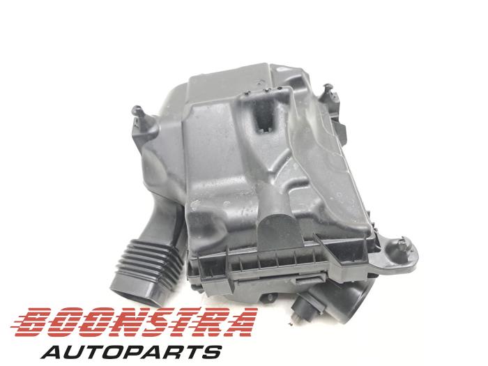 Begagnade Luftfilterhus Ford Focus 4 Wagon 1.0 EcoBoost 12V Hybrid 155 Pris € 49,95 Marginaltabell erbjuds av Boonstra Autoparts