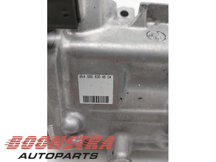 Compresseur d'un Mercedes-Benz A (177.0) 1.3 A-250 e Turbo 16V 2023