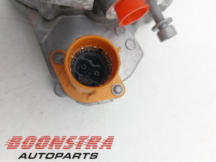 Compresseur d'un Mercedes-Benz A (177.0) 1.3 A-250 e Turbo 16V 2023