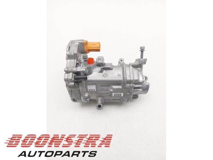 Begagnade Kompressor Mercedes A (177.0) 1.3 A-250 e Turbo 16V Pris € 649,95 Marginaltabell erbjuds av Boonstra Autoparts