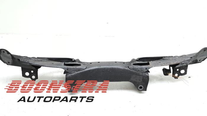 Usagé Faux châssis BMW 1 serie (F40) 118i 1.5 TwinPower 12V Prix € 33,95 Règlement à la marge proposé par Boonstra Autoparts