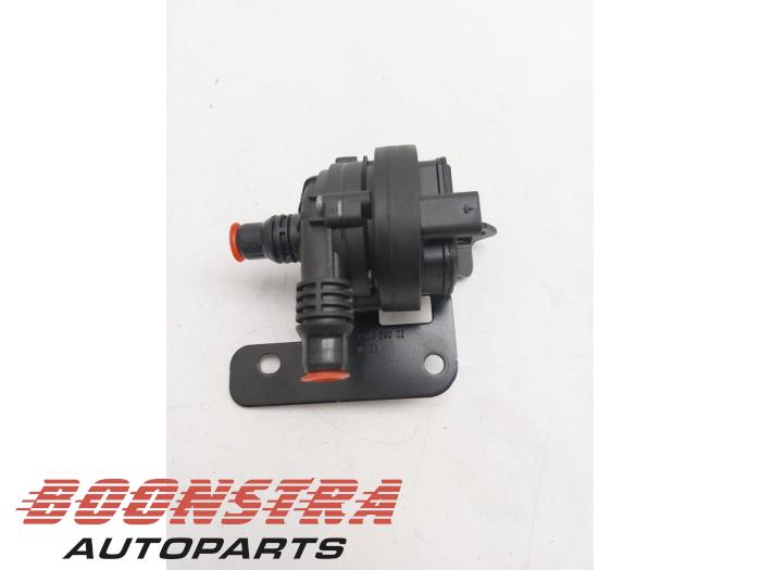 Begagnade Extra vattenpump Mini Mini (F56) Cooper SE,Electric Pris € 99,00 Marginaltabell erbjuds av Boonstra Autoparts