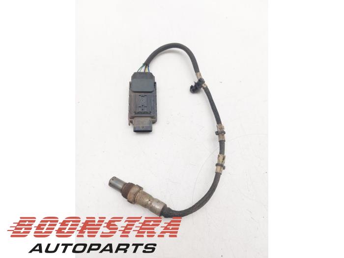 Lambda probe from a Ford Transit 2.0 TDCi 16V Eco Blue 170 RWD 2019