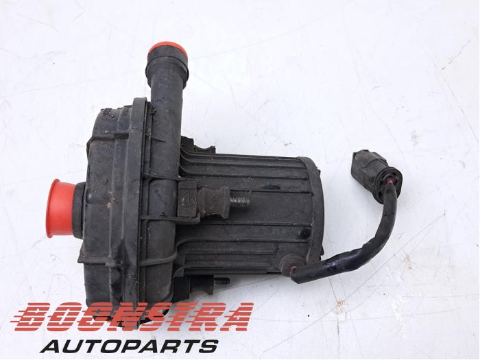 Używane Pompa EGR BMW M5 (E60) 5.0 V10 40V Cena € 147,95 Procedura marży oferowane przez Boonstra Autoparts