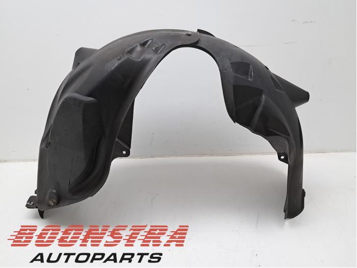 Używane Nadkole BMW M5 (E60) 5.0 V10 40V Cena € 69,95 Procedura marży oferowane przez Boonstra Autoparts