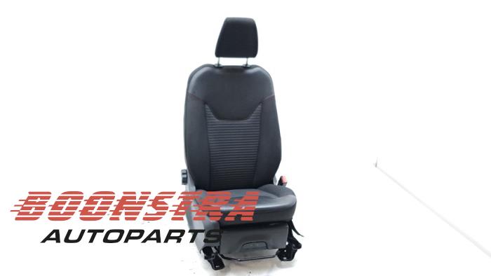 Używane Fotel prawy Ford Transit Courier 1.0 Ti-VCT EcoBoost 12V Cena € 229,84 Z VAT oferowane przez Boonstra Autoparts