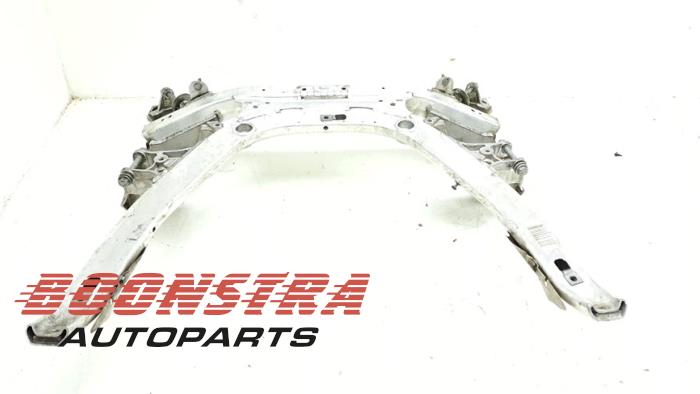 Usados Subchasis BMW M5 (E60) 5.0 V10 40V Precio € 314,95 Norma de margen ofrecido por Boonstra Autoparts