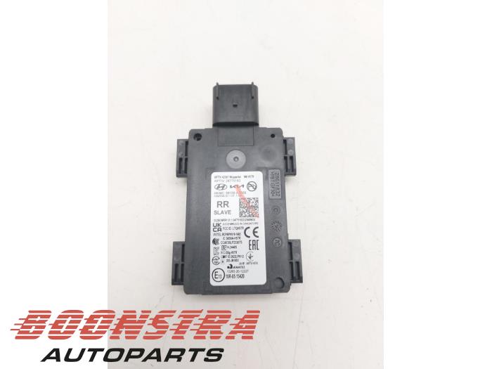 Begagnade Dödvinkelsensor Kia Niro II (SG2) e-Niro 64.8 kWh Pris € 179,95 Marginaltabell erbjuds av Boonstra Autoparts