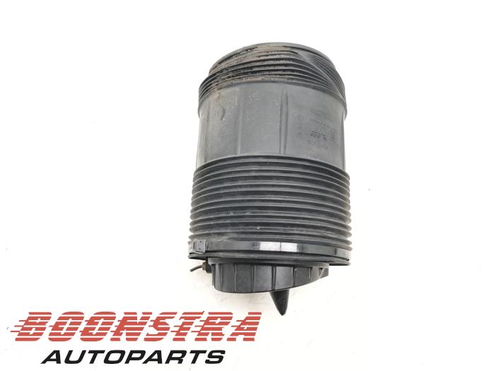 Begagnade Luftfjäder Audi e-tron (GEN) 55 quattro Pris € 99,95 Marginaltabell erbjuds av Boonstra Autoparts