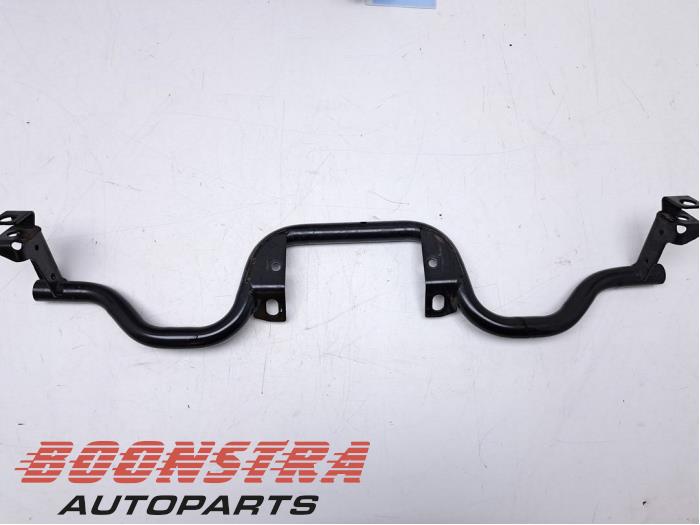 Begagnade Kylarstag Landrover Range Rover IV (LG) 4.4 SDV8 32V Pris € 62,95 Marginaltabell erbjuds av Boonstra Autoparts